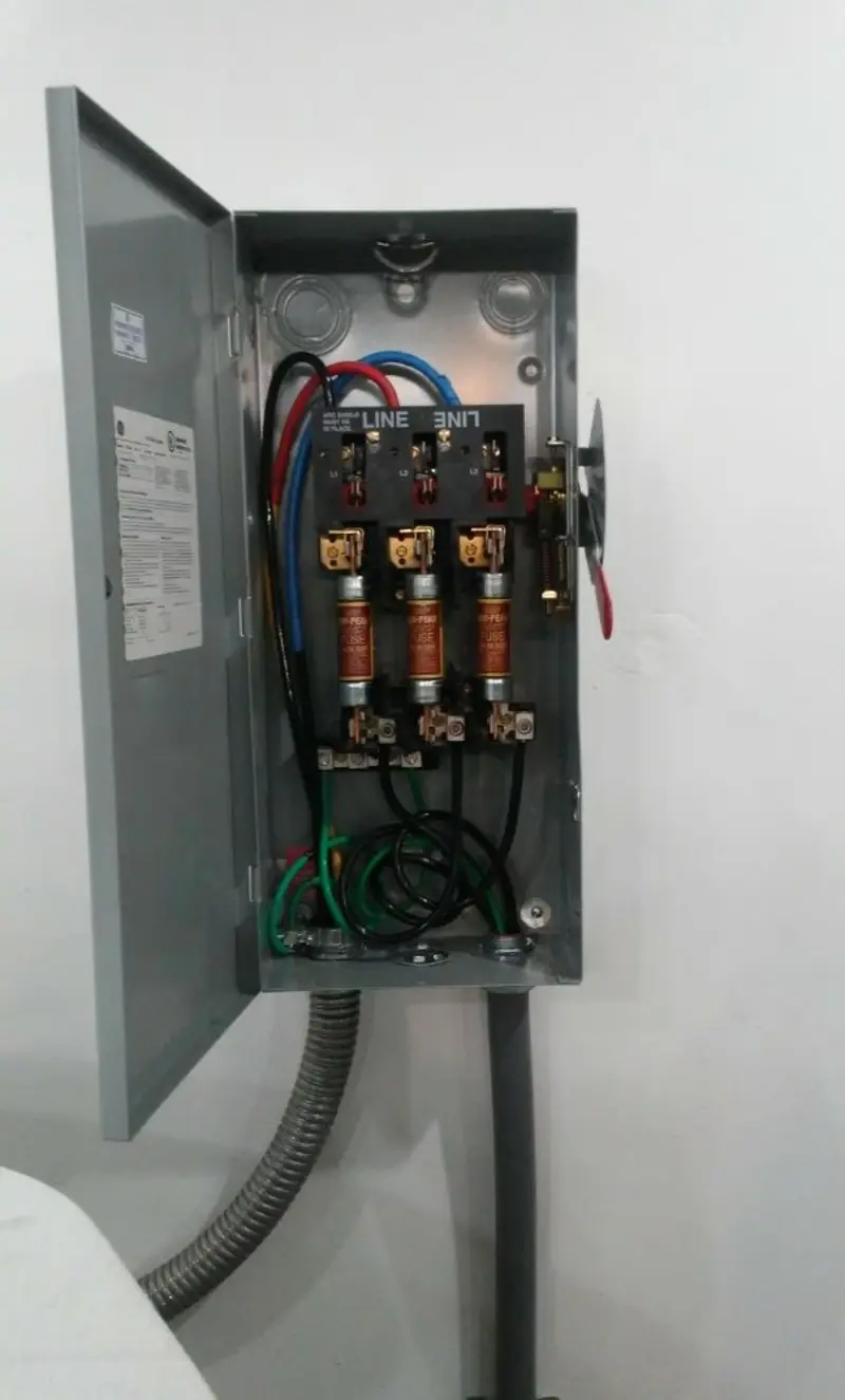 Three-phase disconnect switch installed for Electrical Wiring & Rewiring in Attleboro